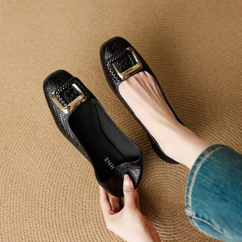 Women's Ballet Flats with Elegant Buckle Detail