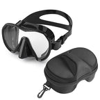 Diving mask with wide field of vision