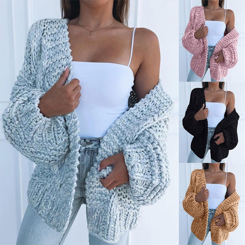 Women's Chunky Knit Cardigan with Casual Cut and Deep Pockets
