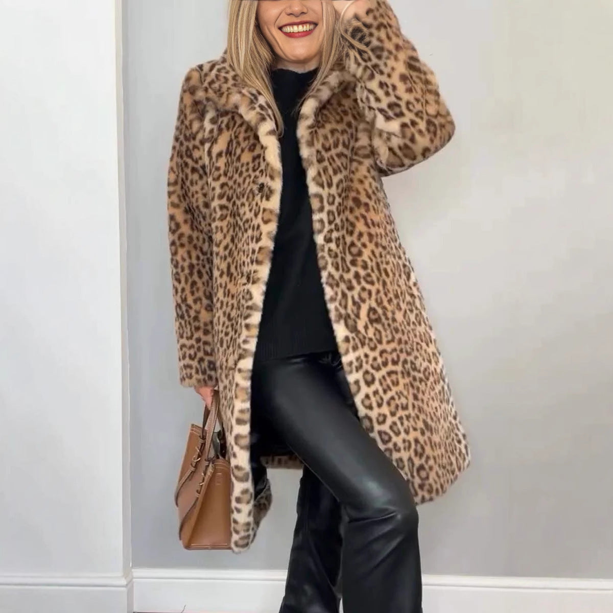 Women's Luxurious Leopard Print Teddy Coat with Soft Fleece