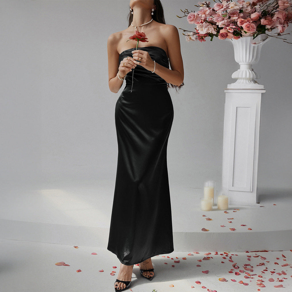 Women's Bustier Maxi Dress with Elegant Cut and Flowing Material