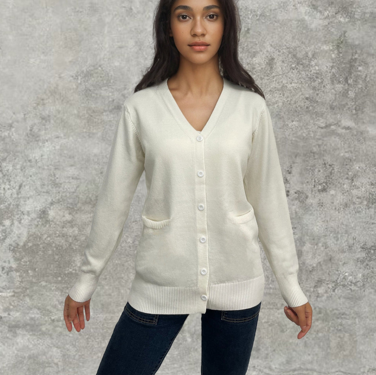 Women's Elegant Cardigan with Pockets and Button Placket