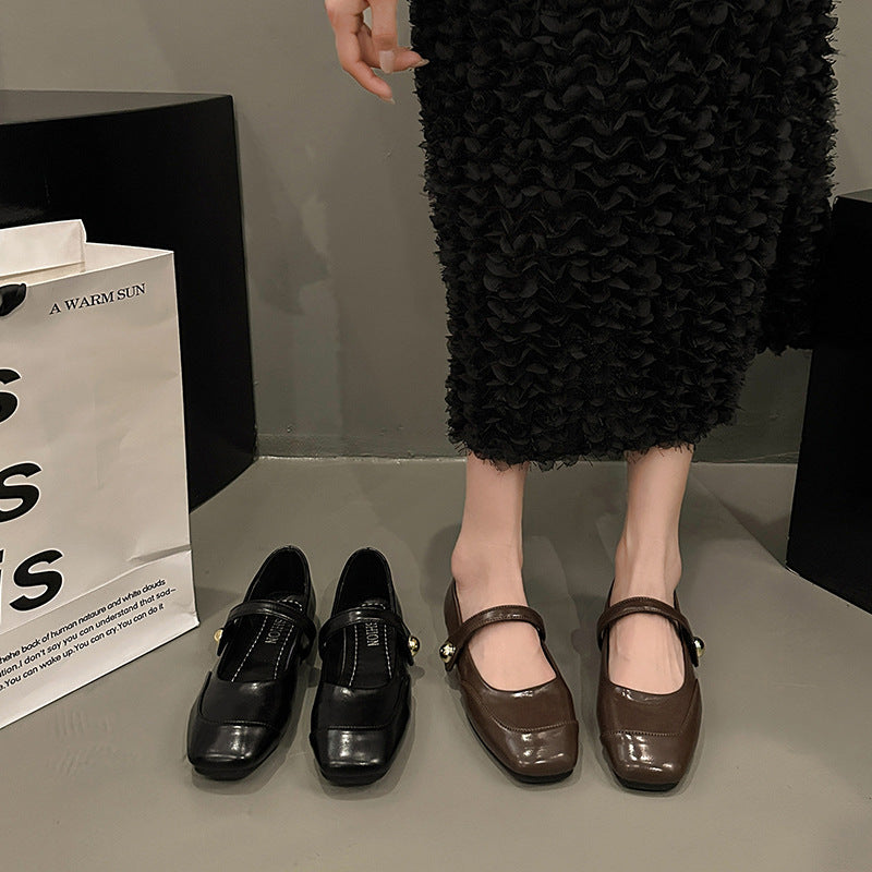 Women's Leather Ballet Flats with Elegant Strap