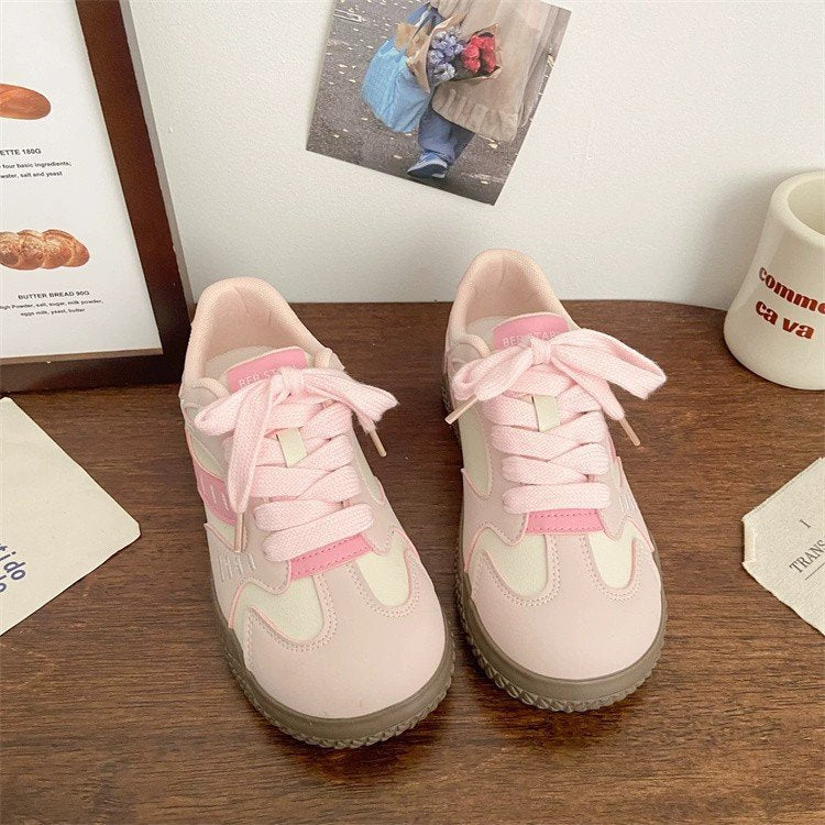 Women's Everyday Sneakers with Breathable Upper and Flexible Sole