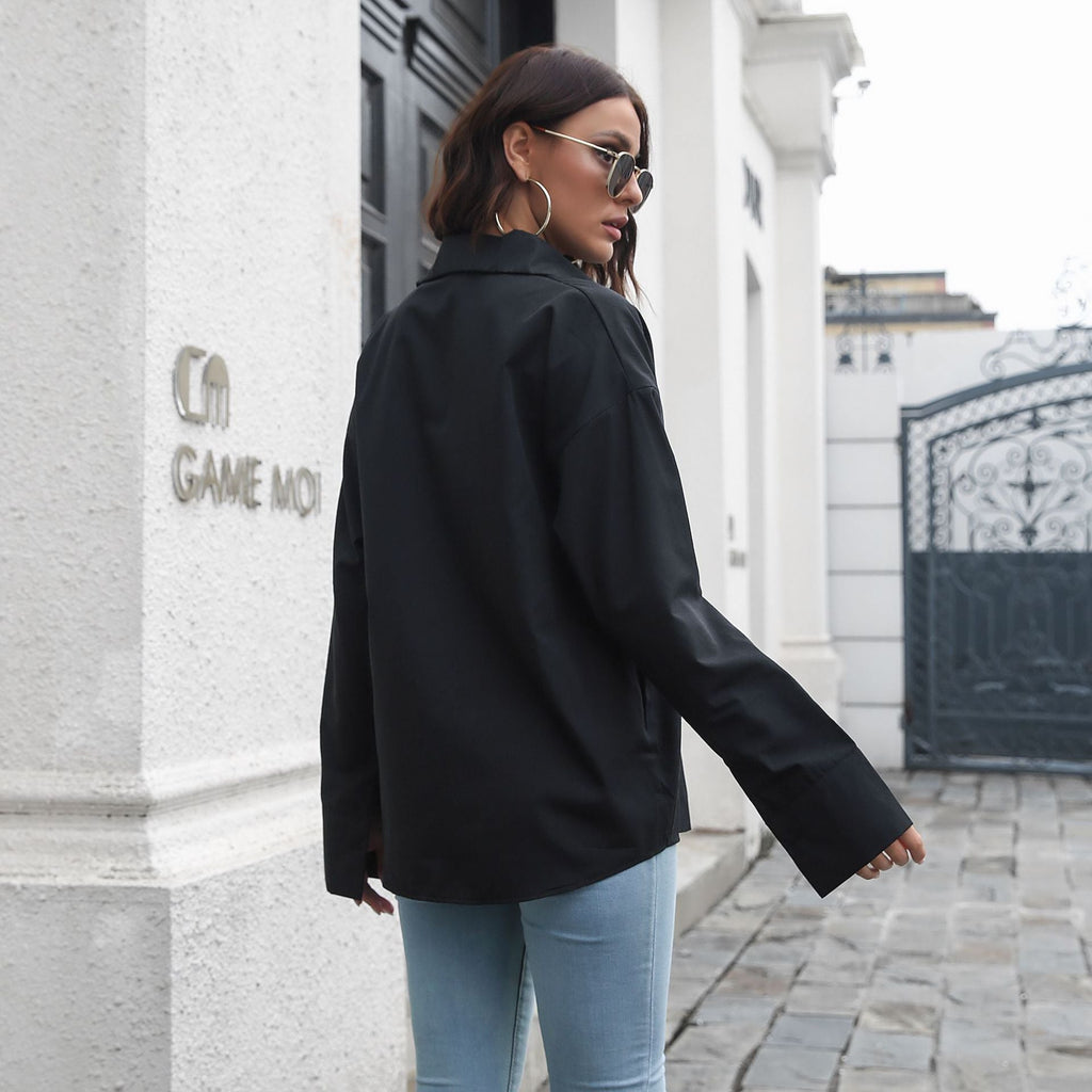 Elegant Blouse with Classic Cut