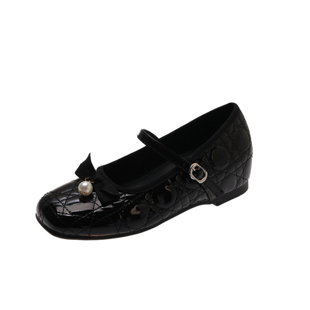 Women's Ballet Flats with Elegant Buckle Ornament and High-Quality Leather Grain