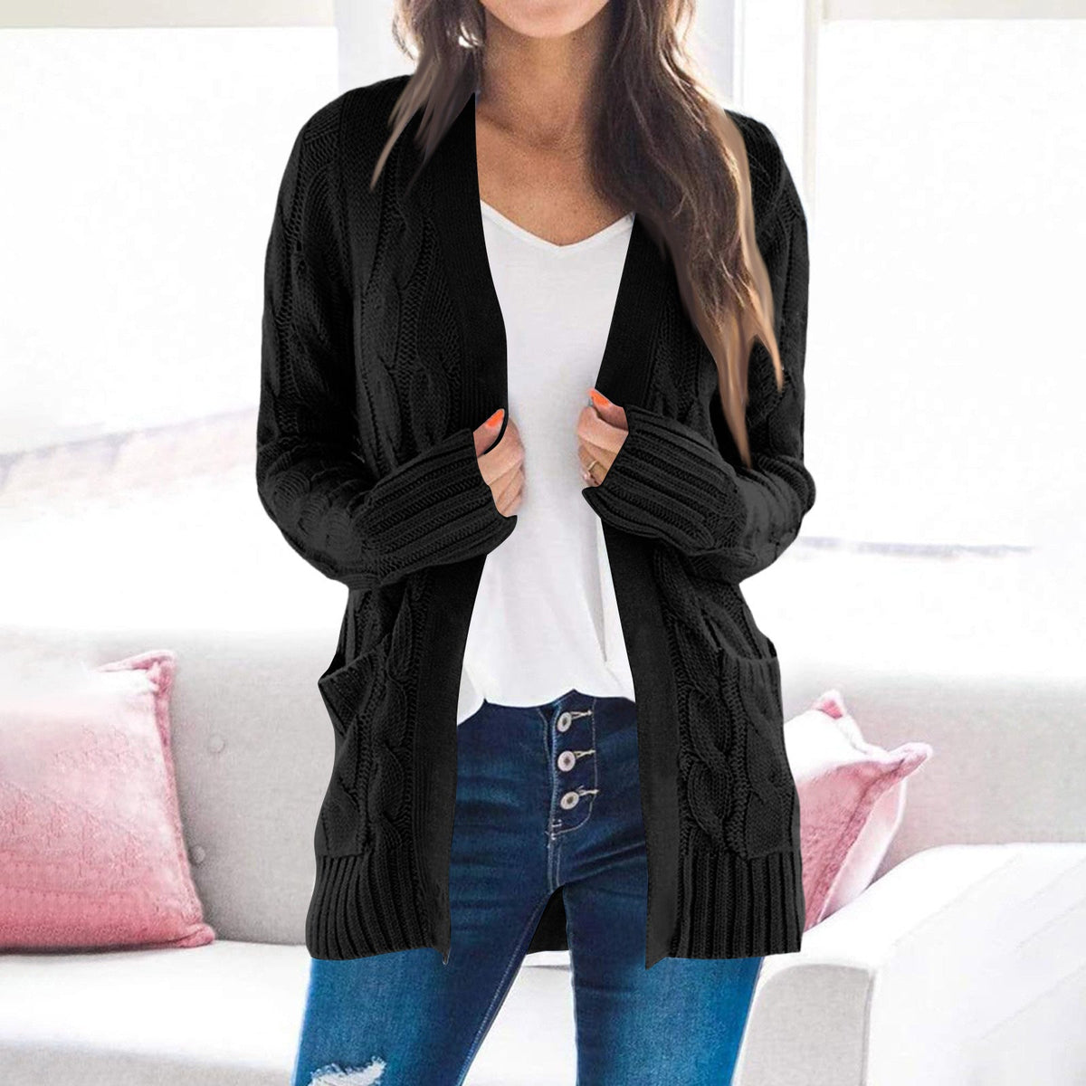 Women's Chunky Knit Cardigan with Modern Cable Patterns and Pockets