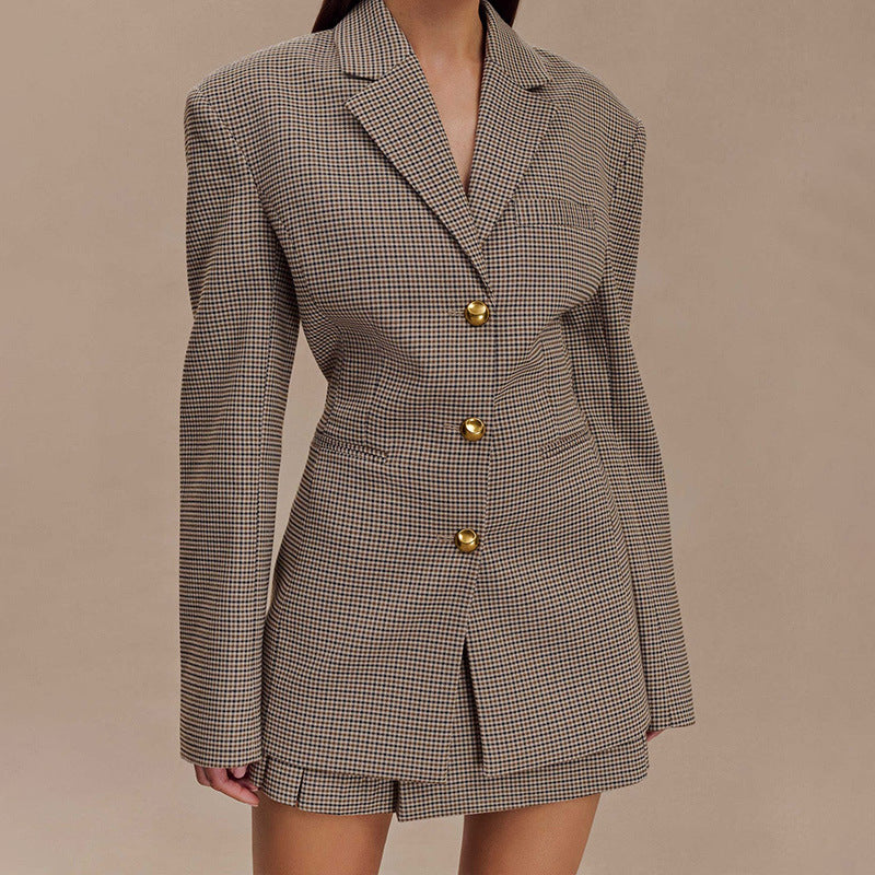 Women's Elegant Suit with Structured Fit and Gold Buttons