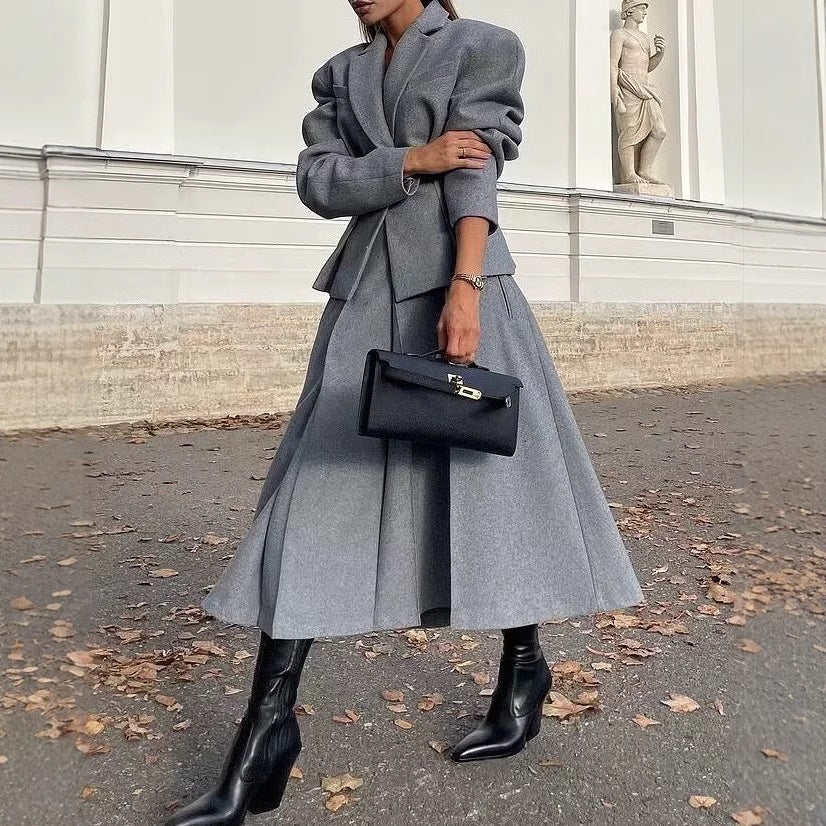 Women's Elegant Blazer and Skirt Set in High-Quality Wool Blend