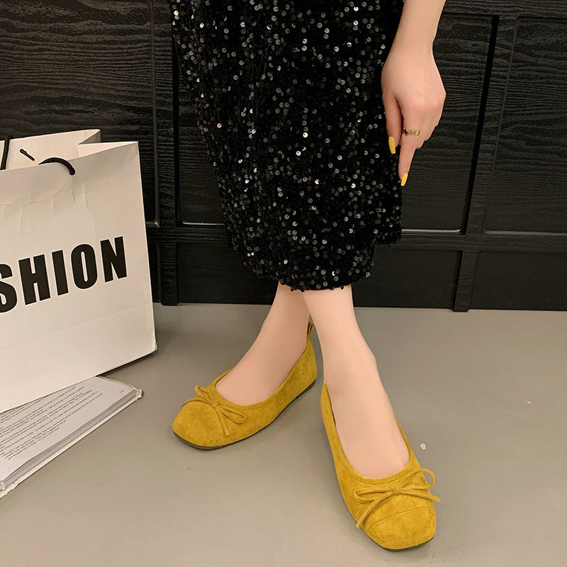 Women's Ballet Flats with Fine Bow Detail in Soft Material