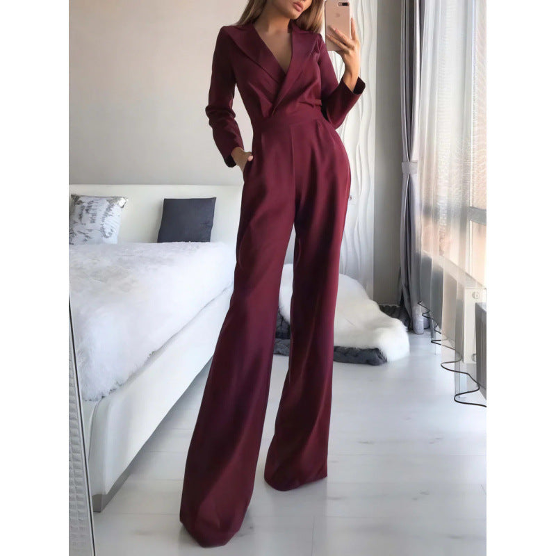 Elegant Jumpsuit with Long Legs and Classic Collar
