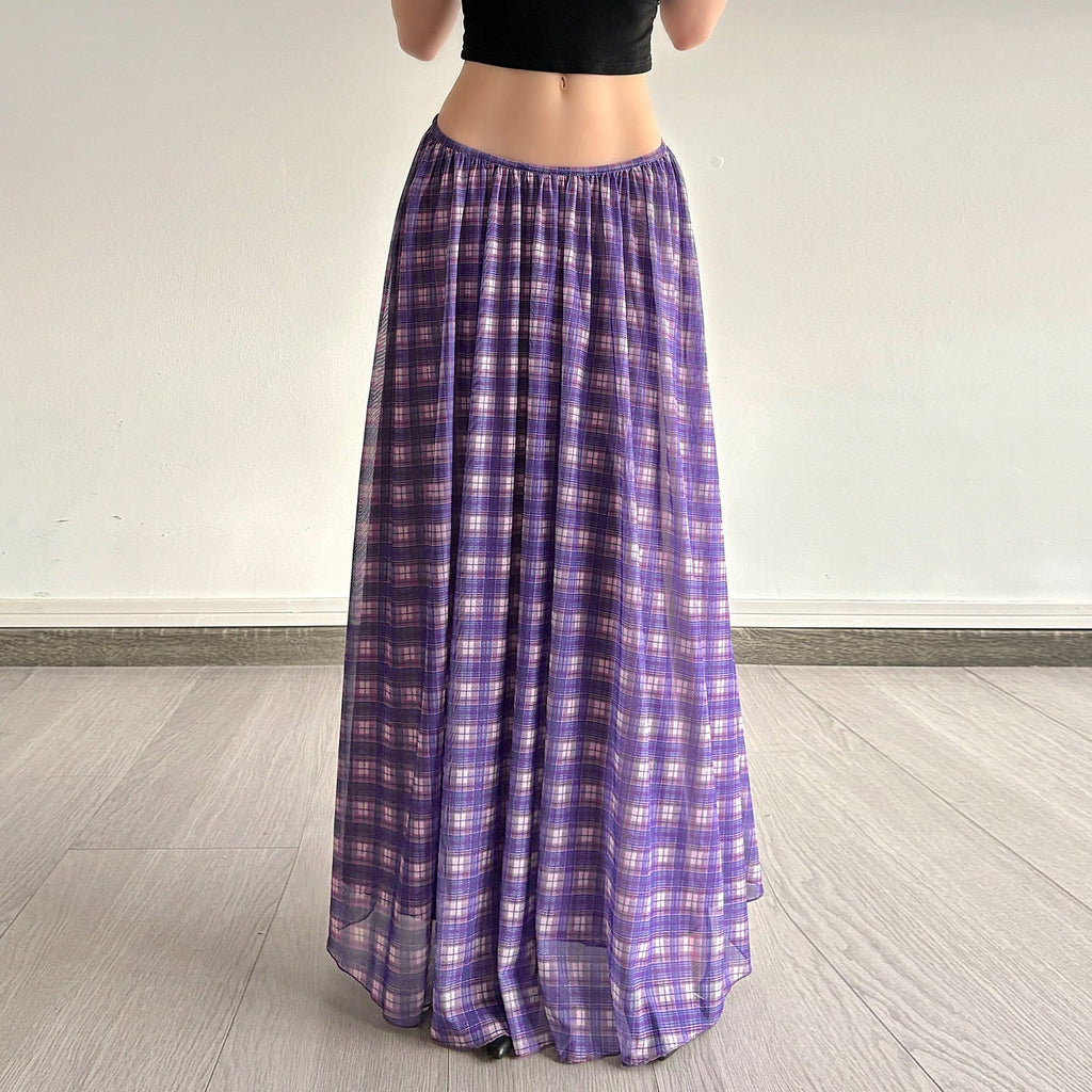 Women's Maxi Skirt with Flowing Cut and Trendy Plaid Pattern