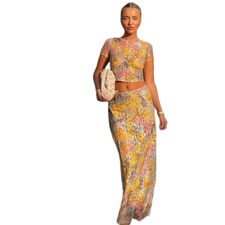 Women's Elegant Two-Piece Set with Floral Pattern