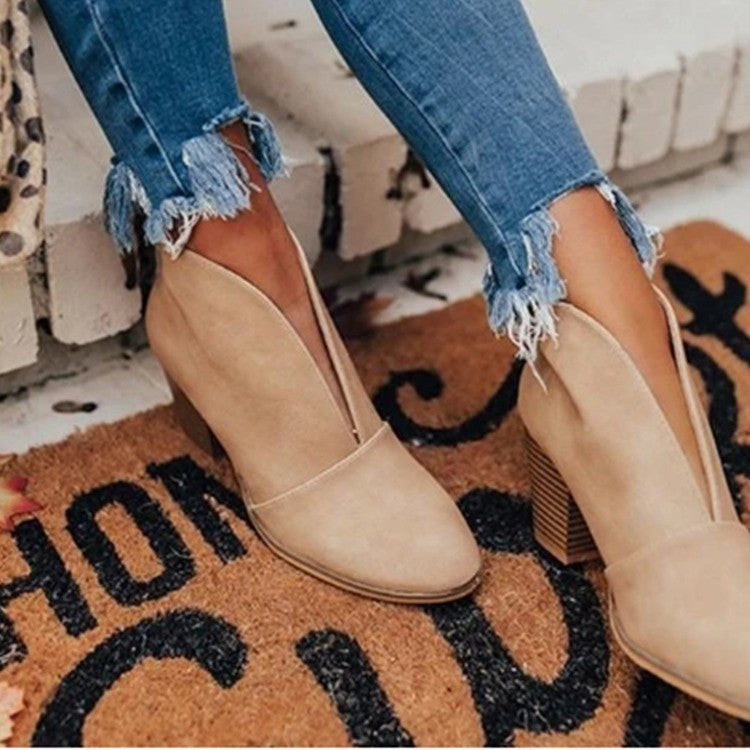 Women's Ankle Boots with Fashionable Cut and Textured Finish