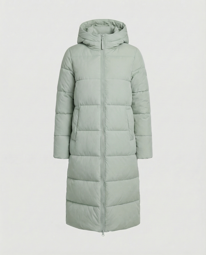Tailored women's quilted coat winter