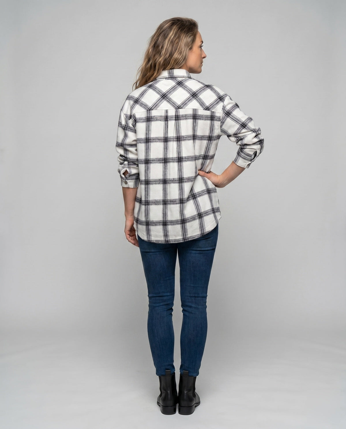 Product 15625022570826 - back_view