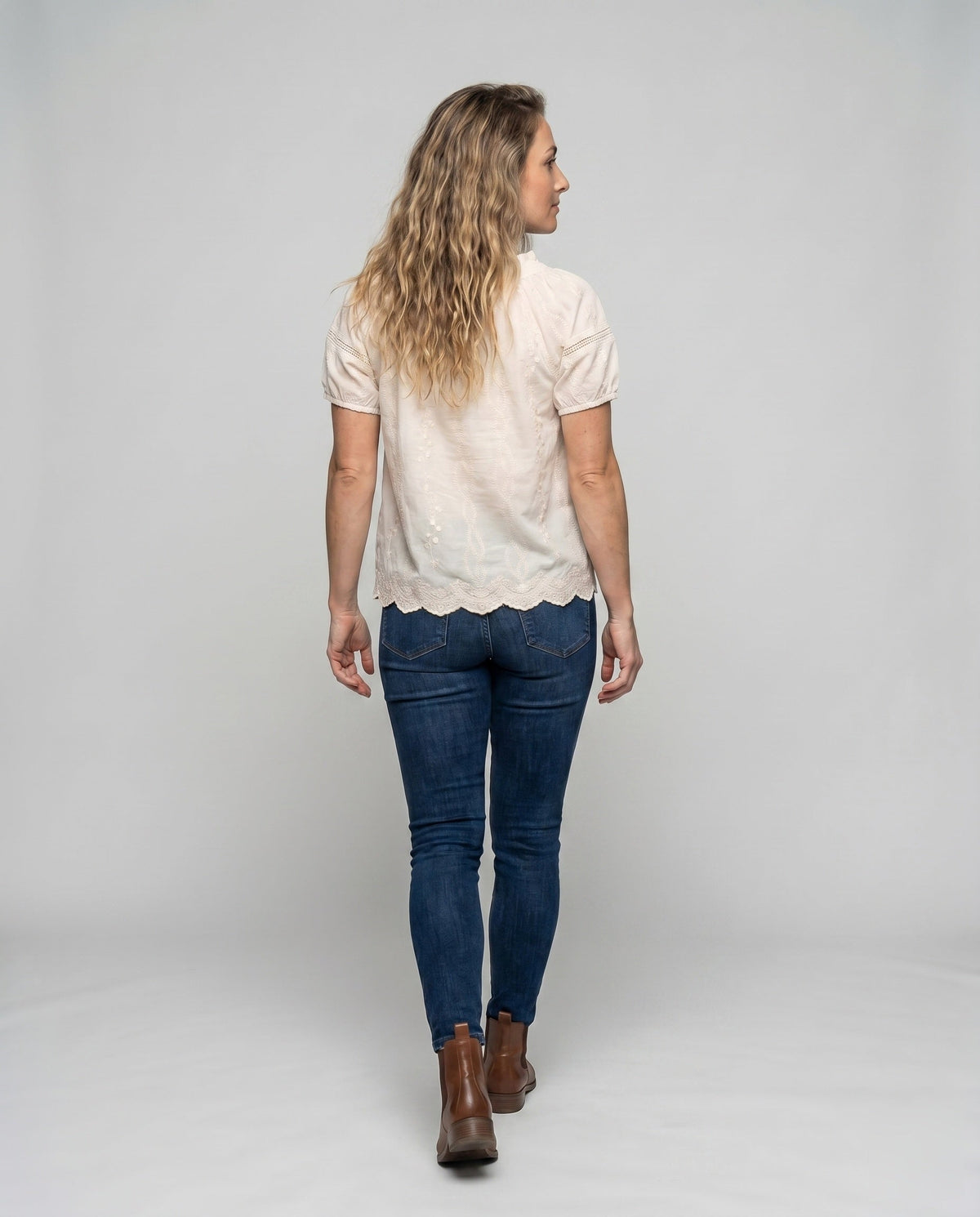 Product 15627220091210 - back_view