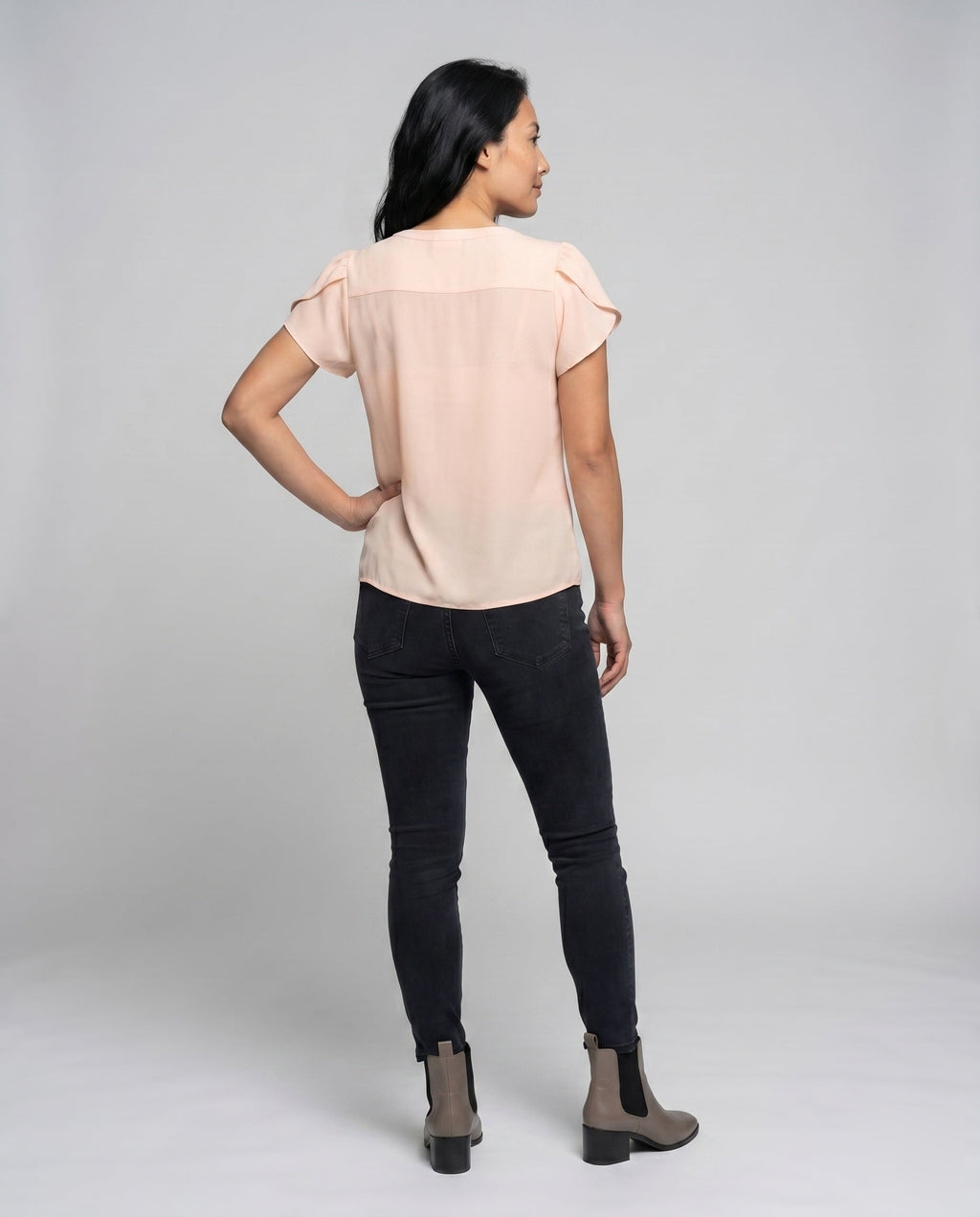 Product 15627220648266 - back_view