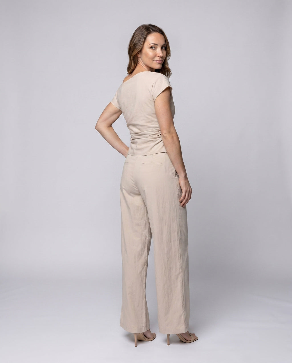 Product 15627223171402 - back_view