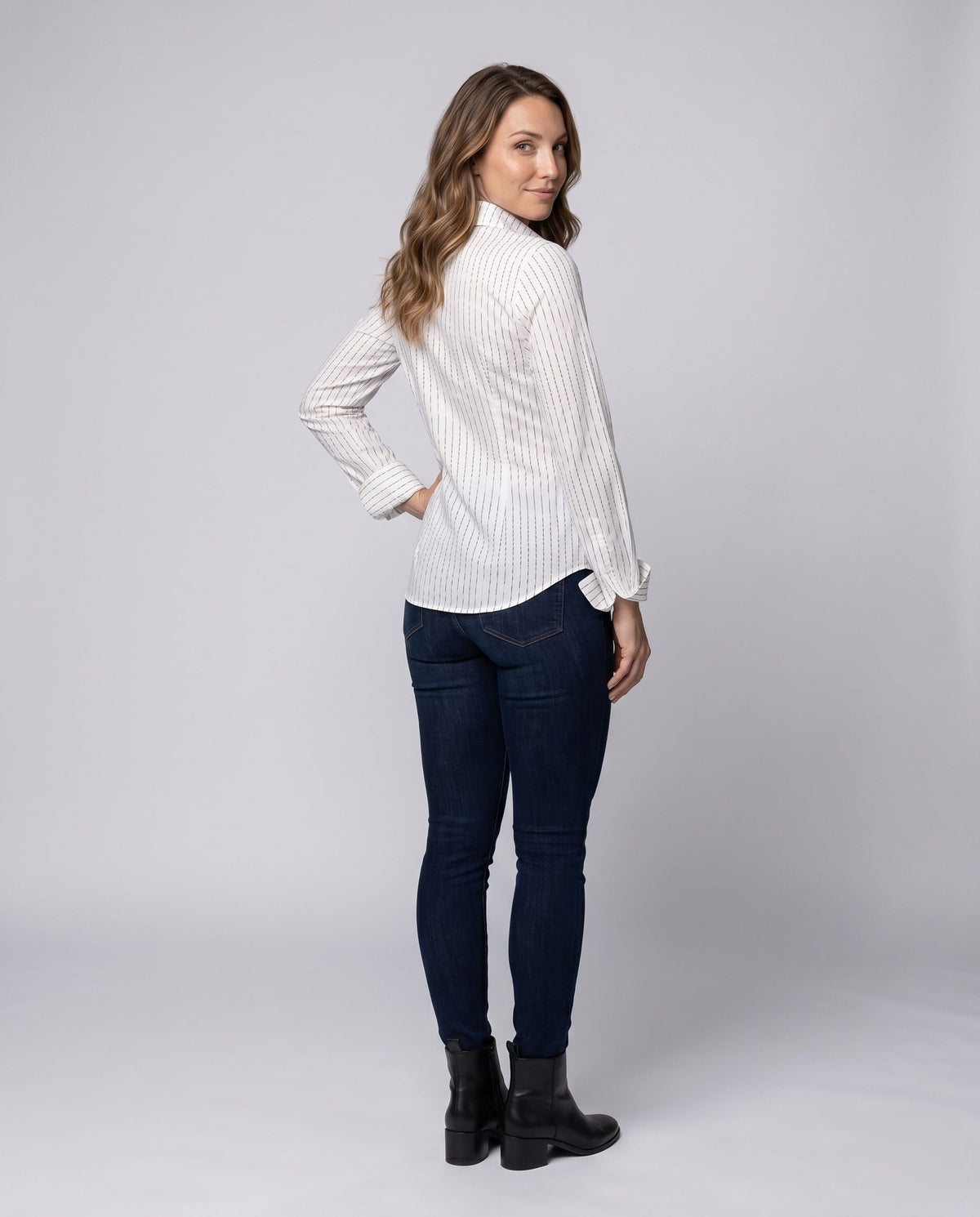 Product 15627223433546 - back_view