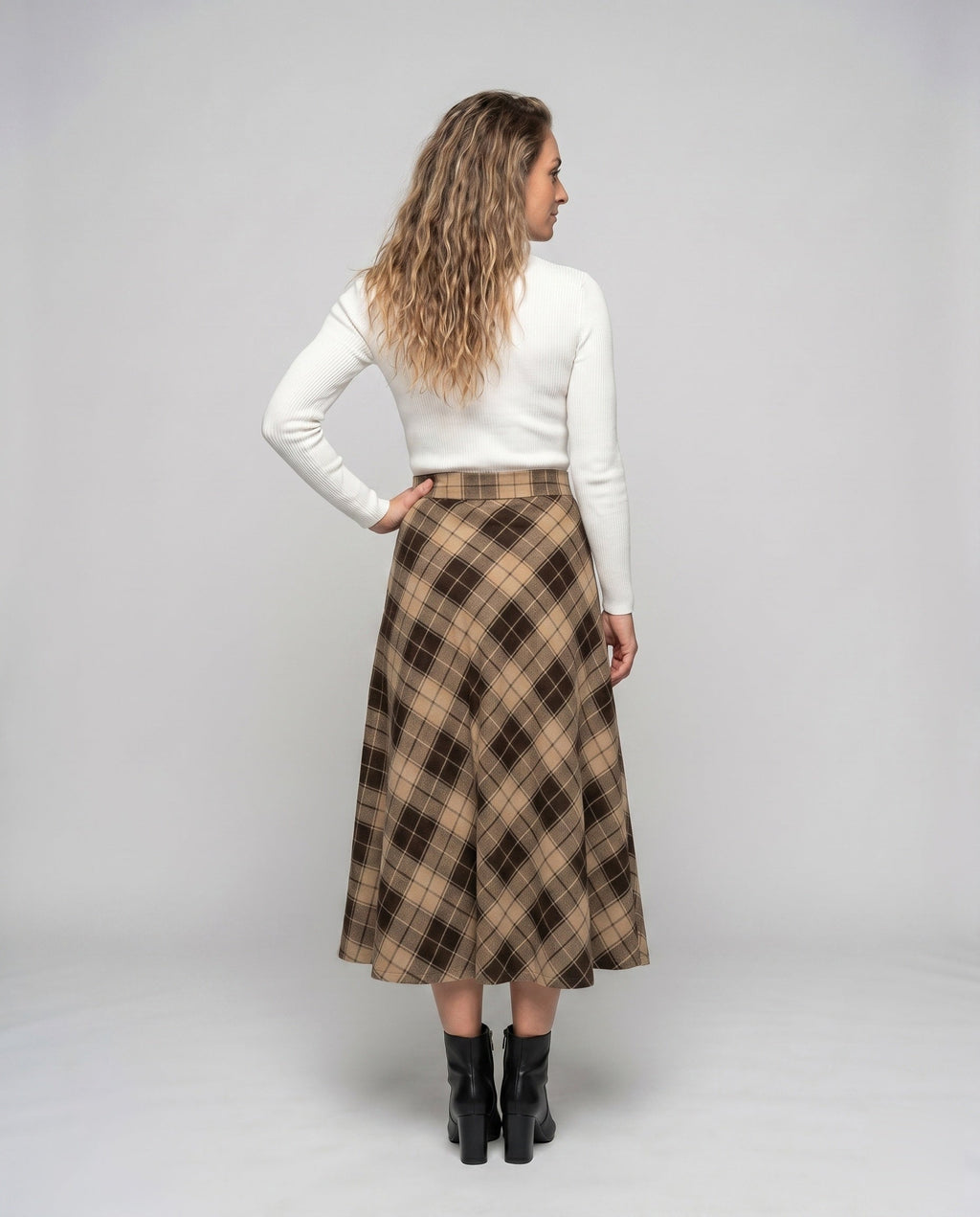 Product 15633175380298 - back_view