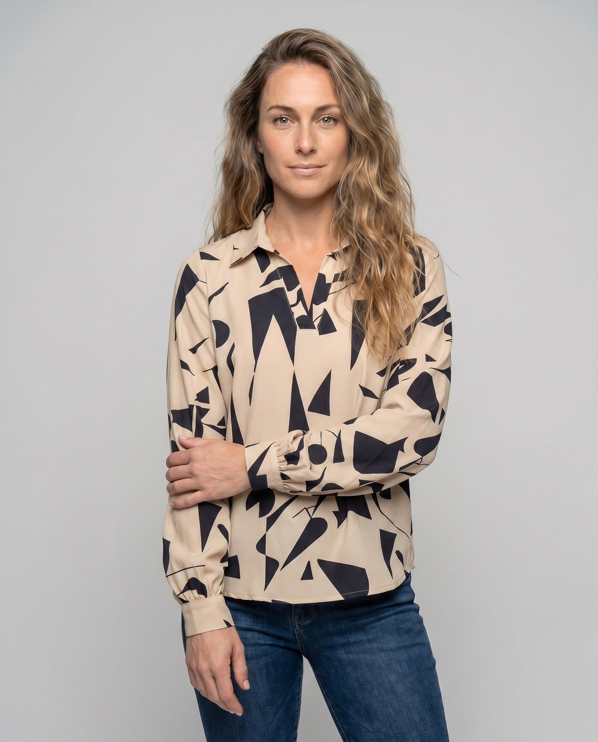 Product 15634915623242 - upper_body
