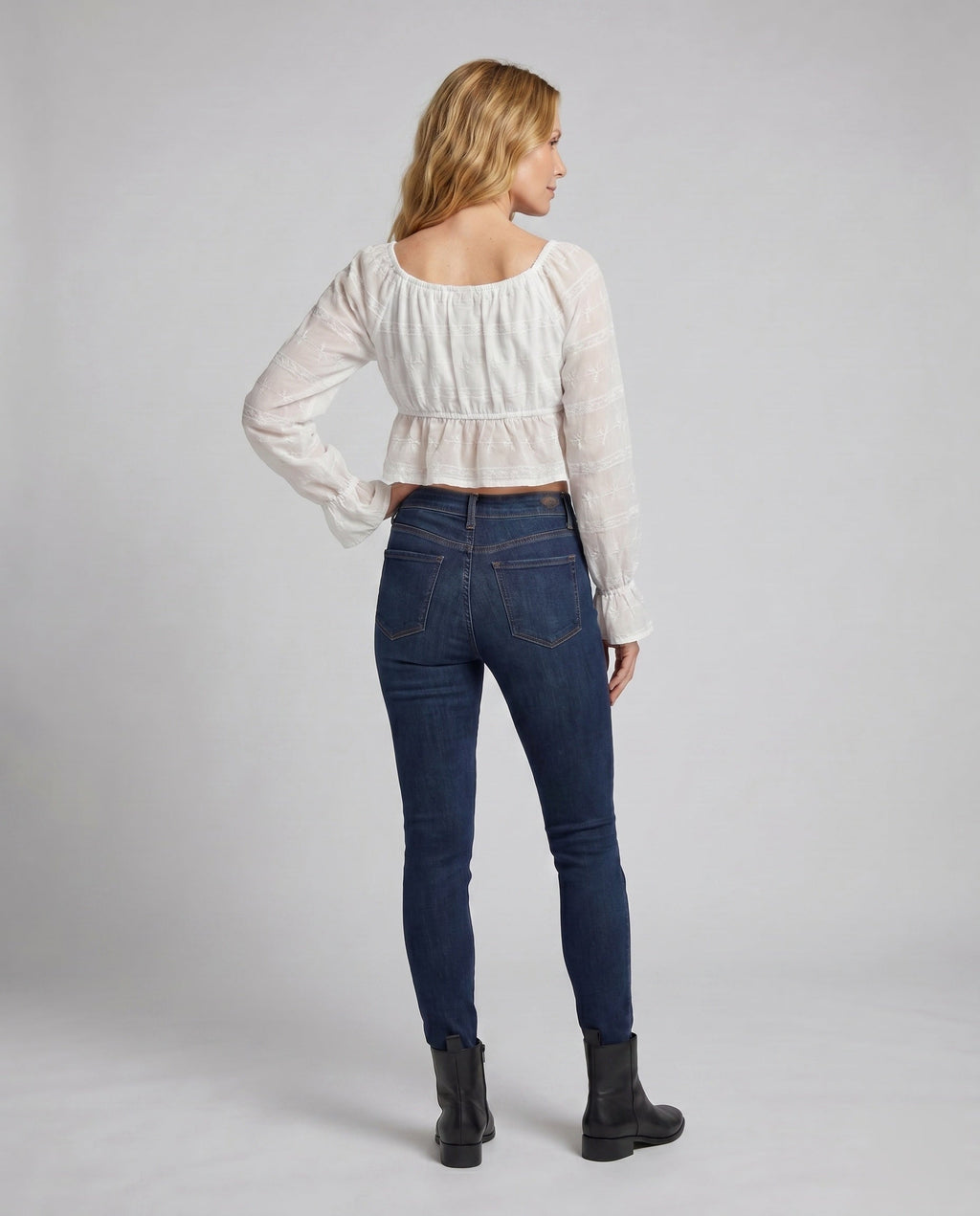 Product 15636488716618 - back_view