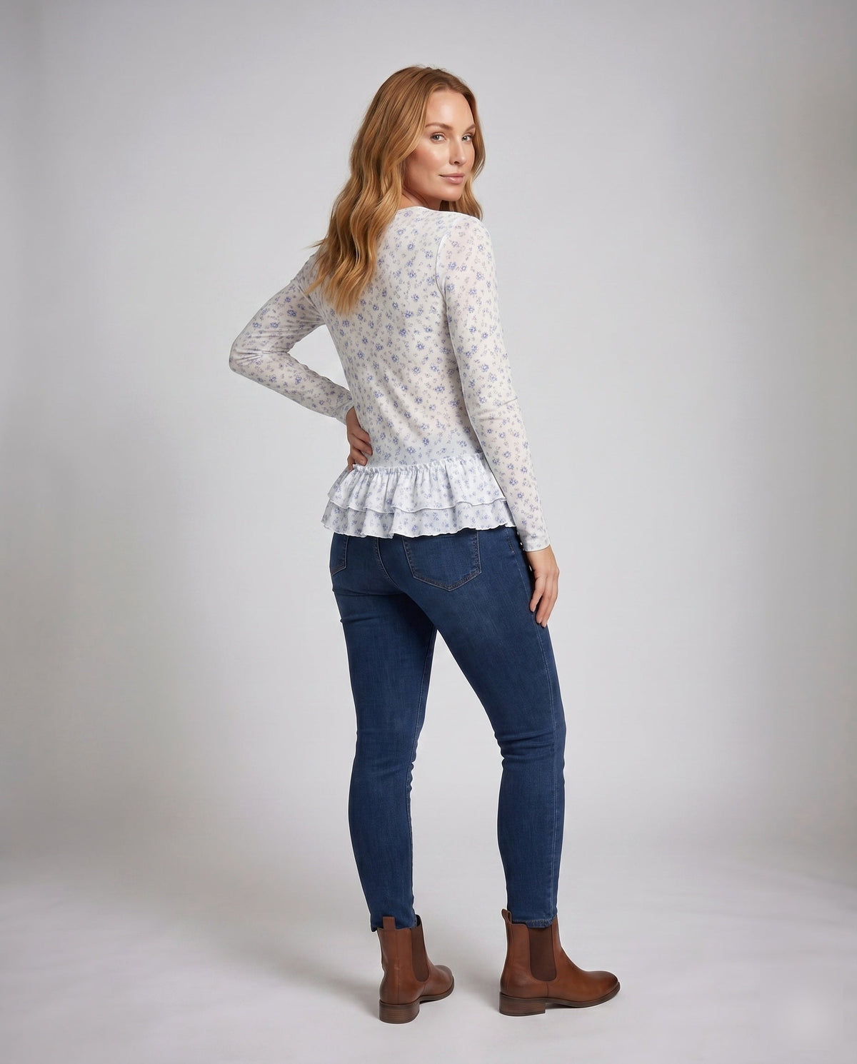 Product 15636489240906 - back_view