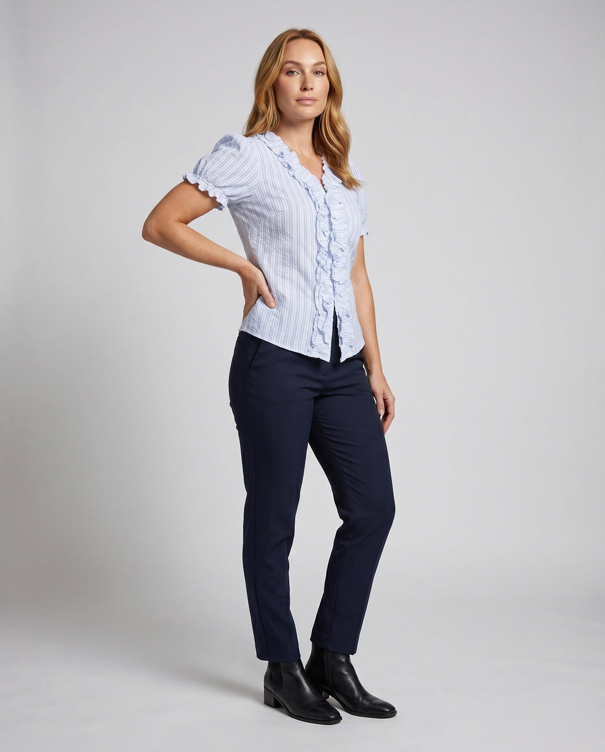 Product 15636489601354 - full_body_front