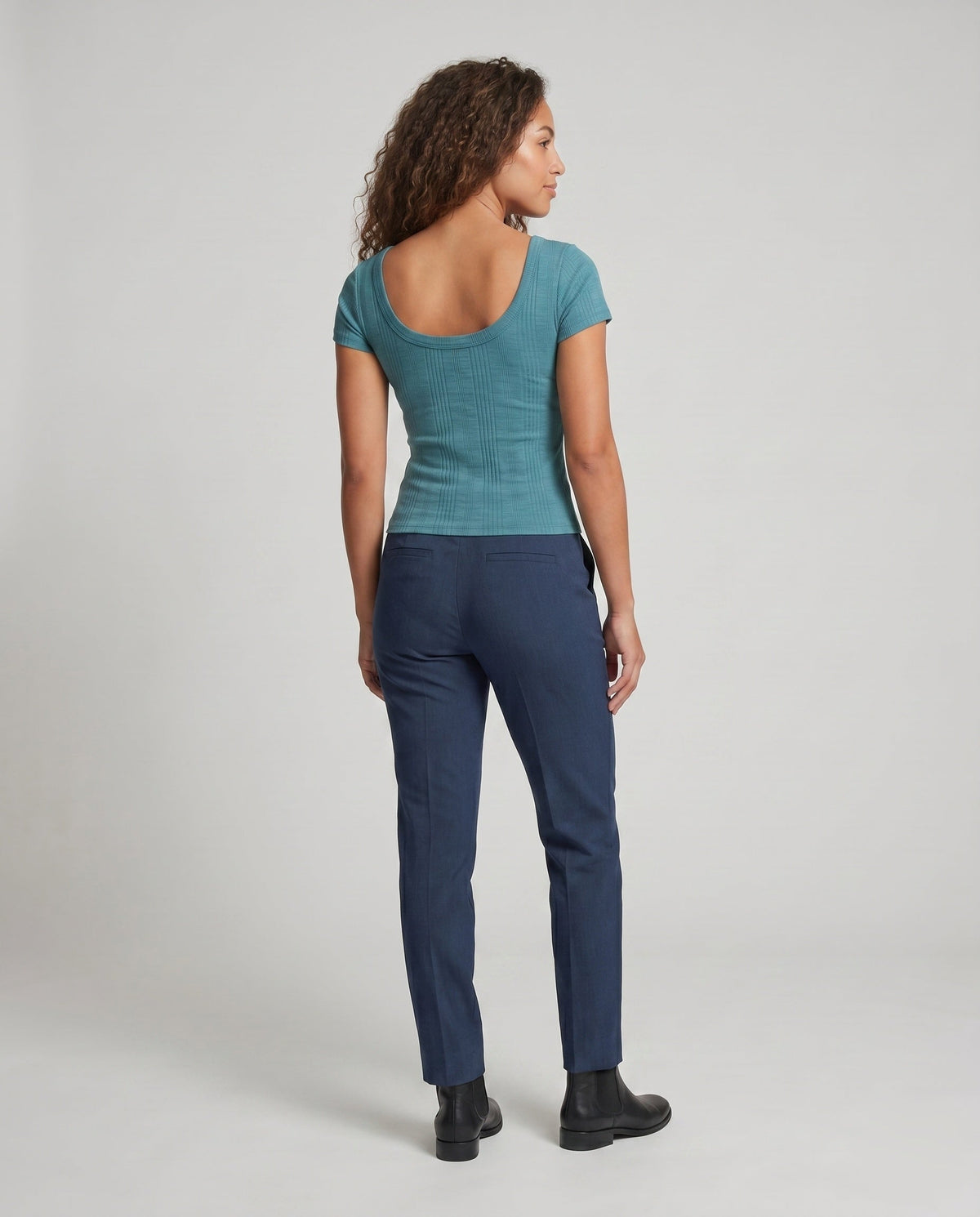 Product 15636505395530 - back_view