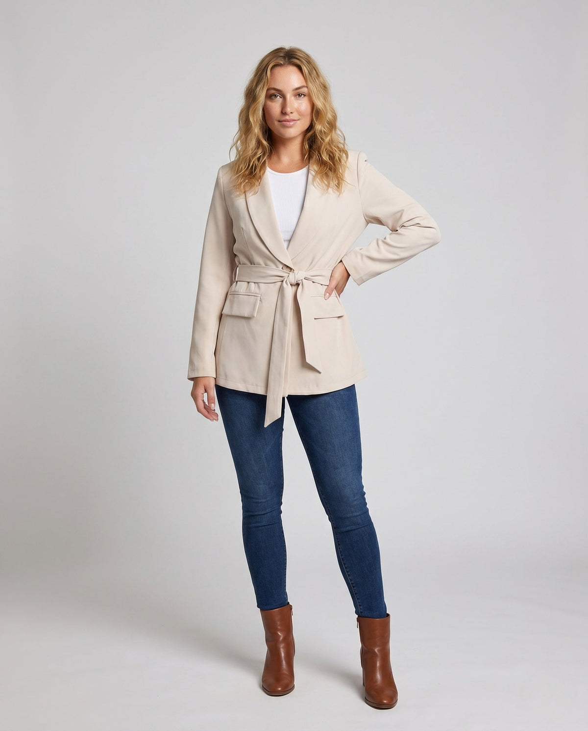 Product 15654607978826 - full_body_front