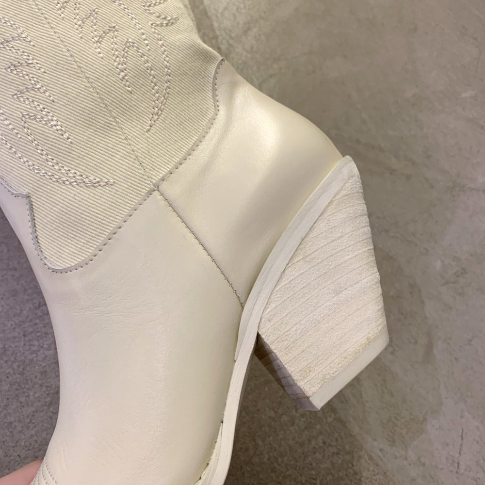 Cassie Cowboy Boots