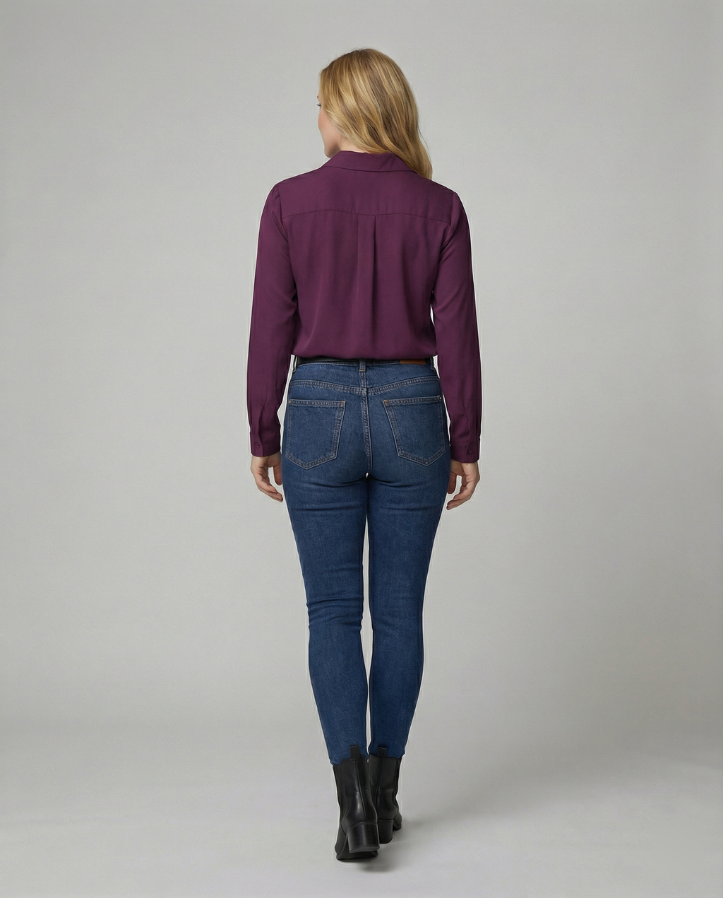 Elegant Women's Shirt Blouse with Luxurious Sheen