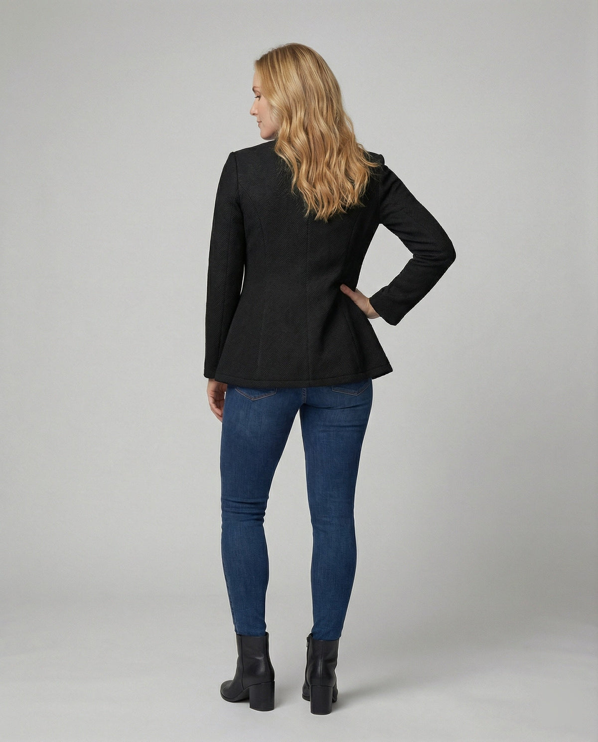 Sleeveless Houndstooth Blazer