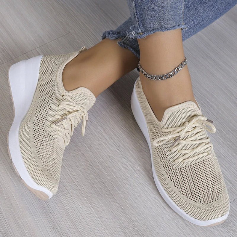 Comfortable Lightweight Women's Slip-On Breathable Sneakers