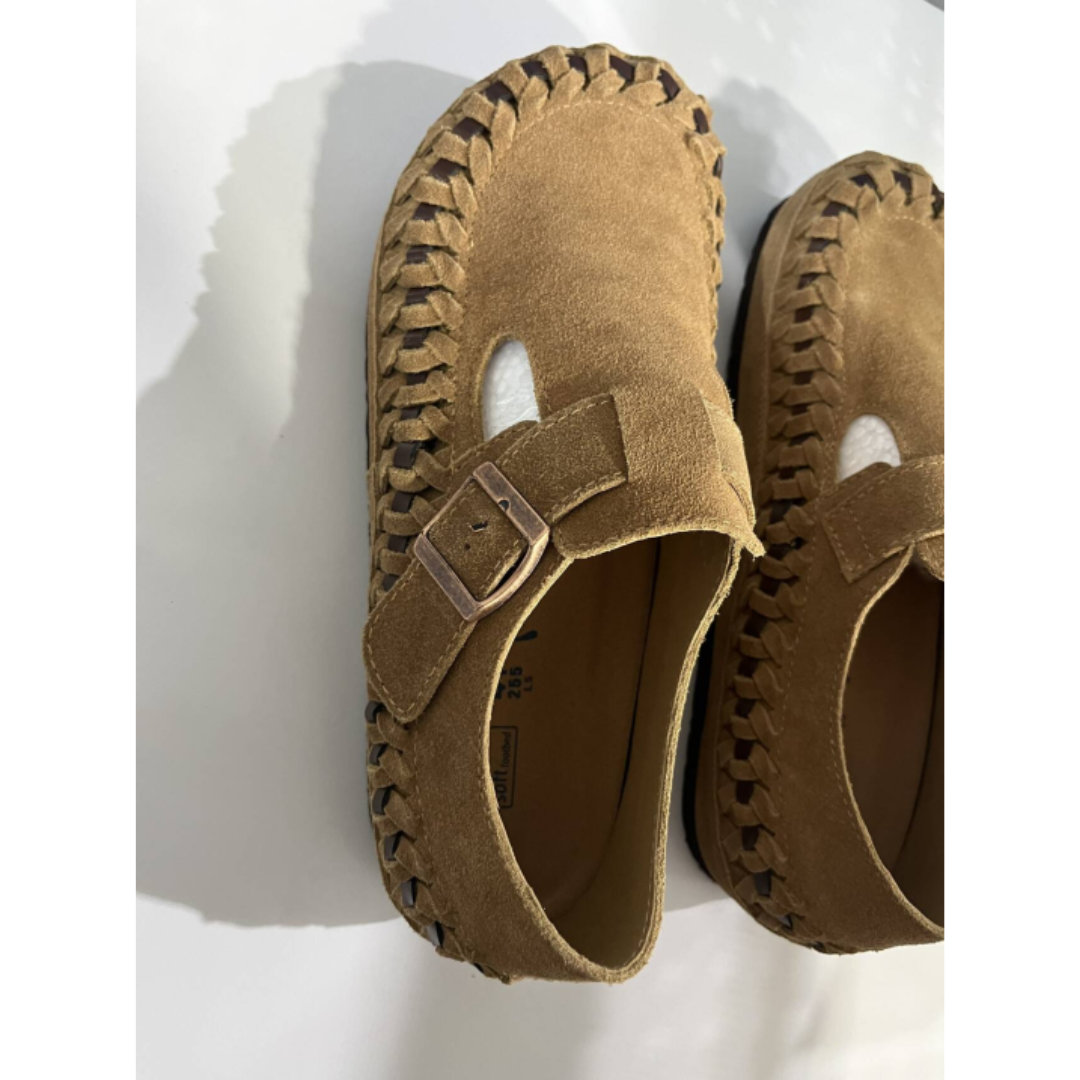 Comfortable Stylish Shoe with Braided Detail