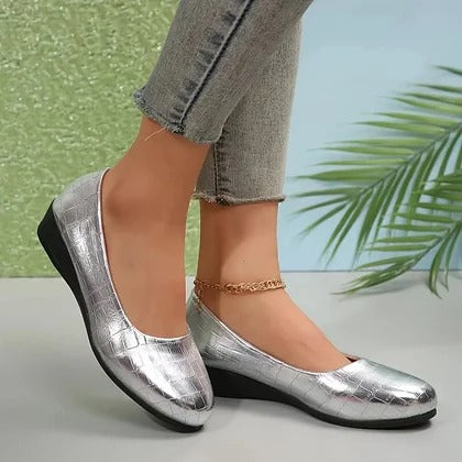 Breathable Leather Shoes with Non-Slip Sole