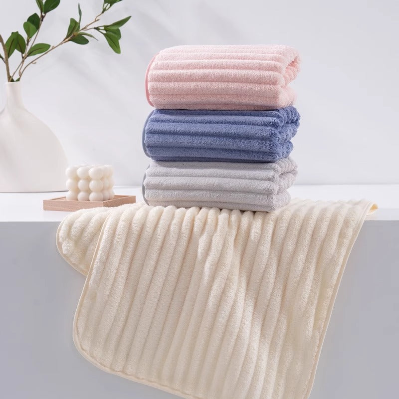 Quick-drying coral fleece sports towel