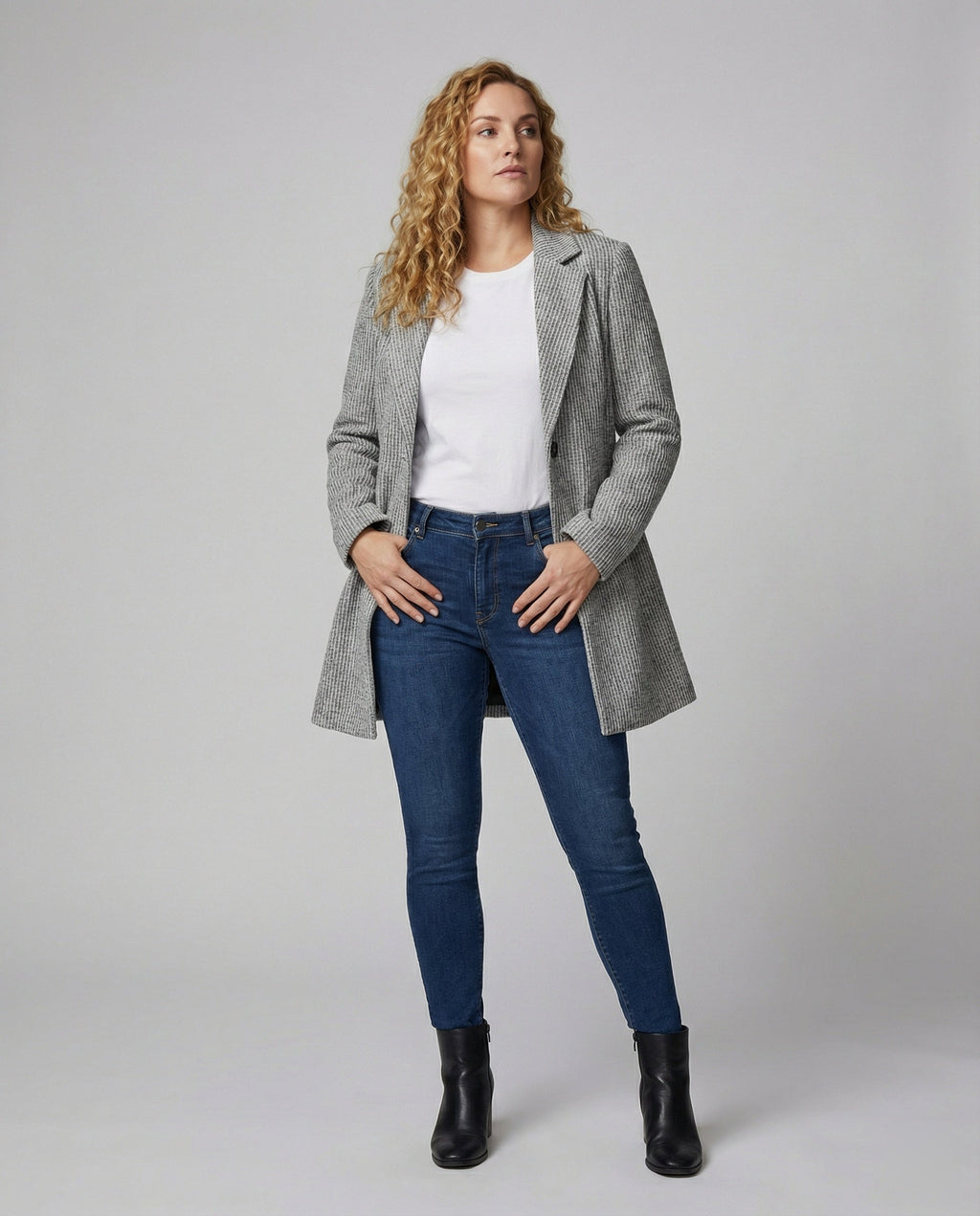 Elegant Women's Cardigan