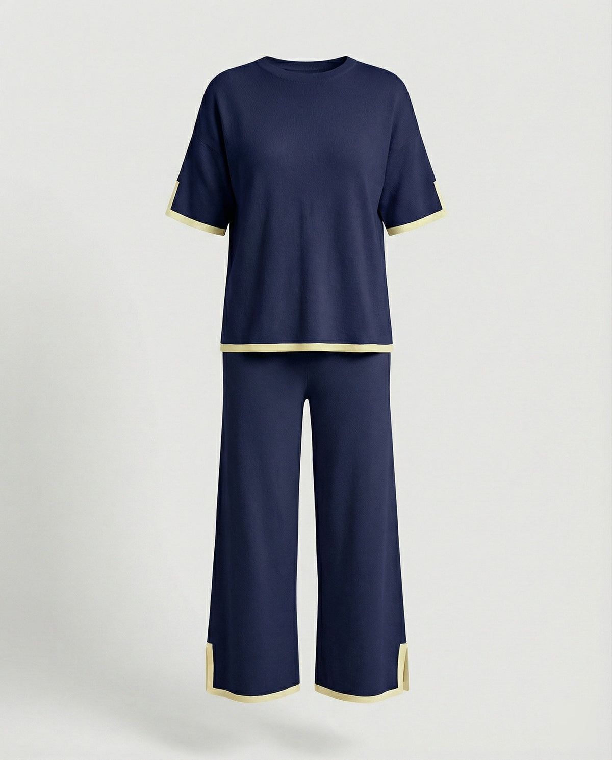 Women's Vintage-Inspired Lounge Suit