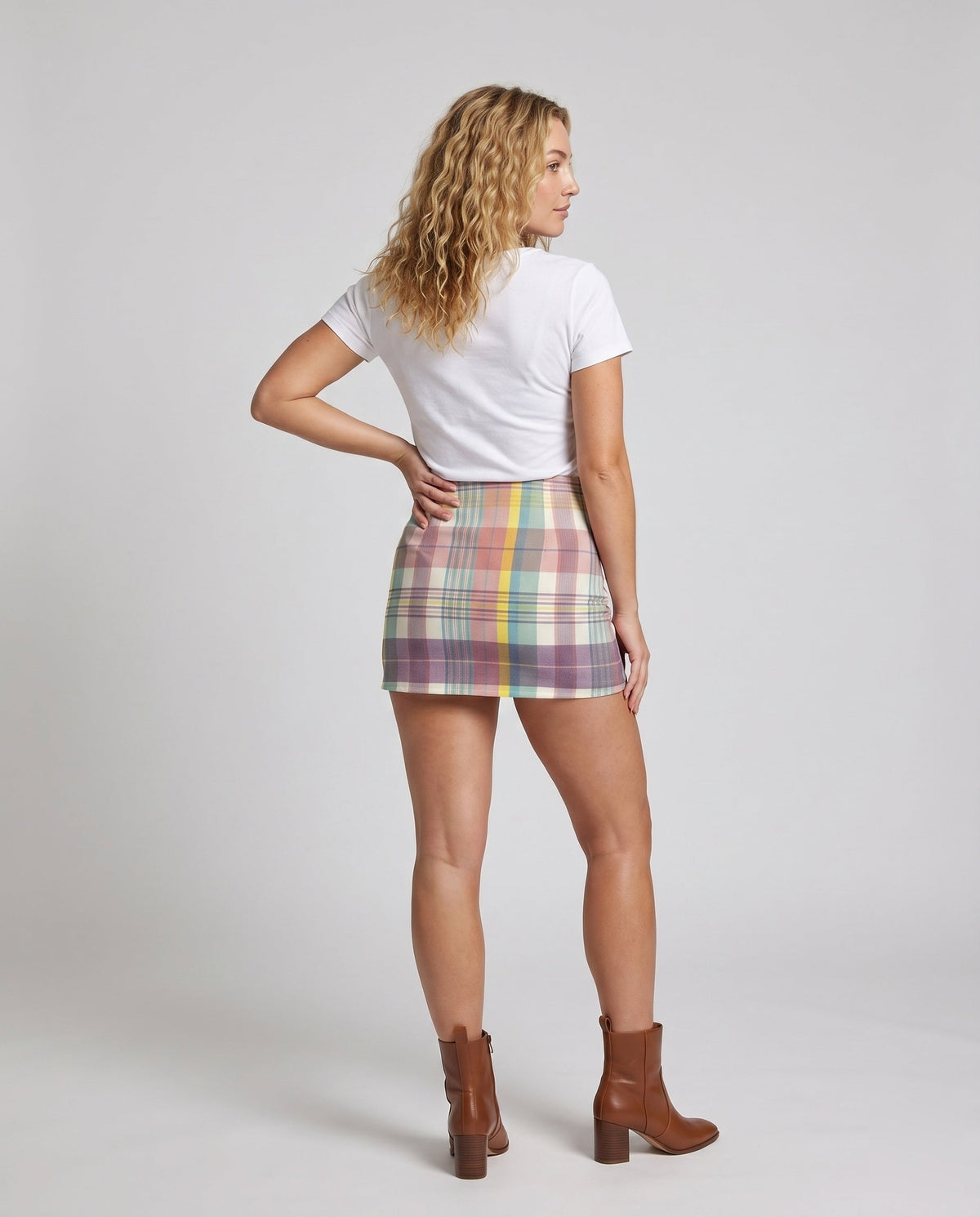 Product 15637860974922 - back_view
