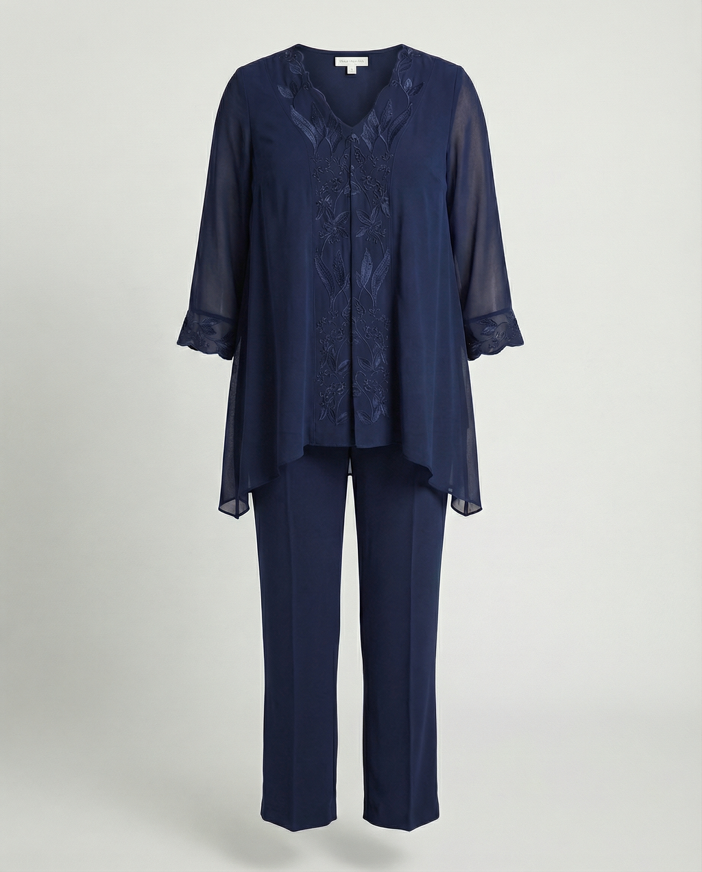 Elegant 3-Piece Plus Size Women's Suit with Embroidery