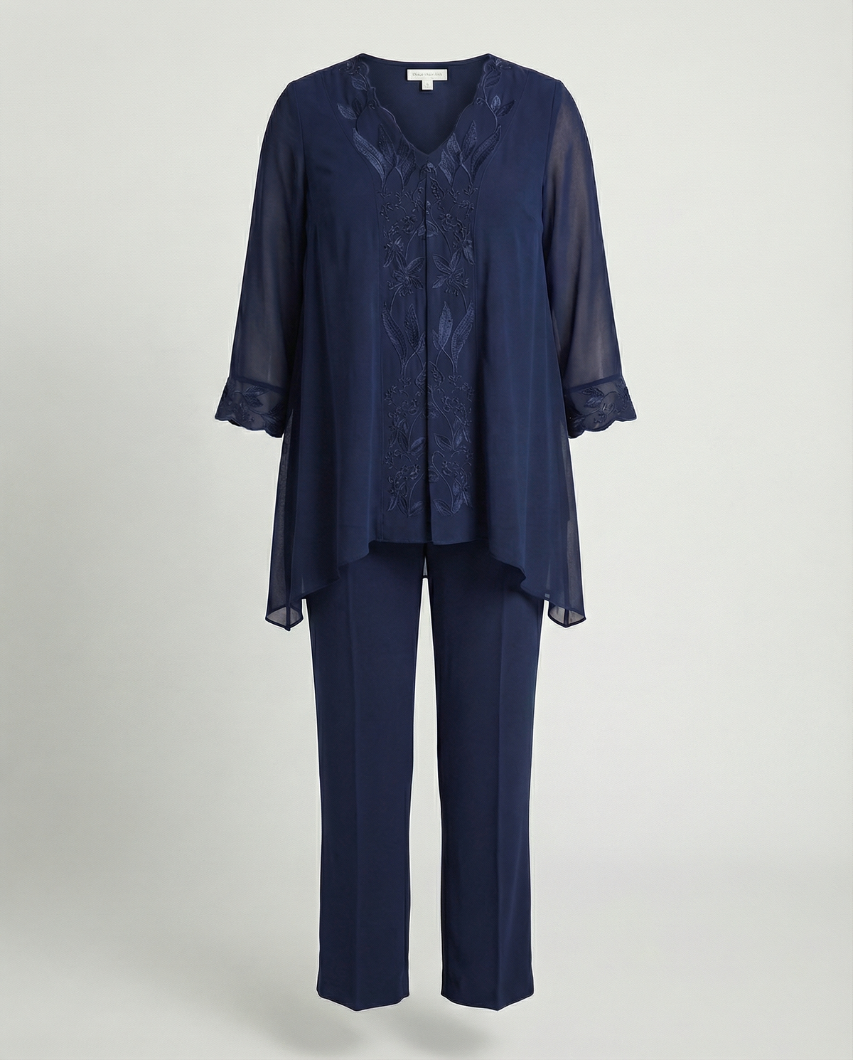Elegant 3-Piece Plus Size Women's Suit with Embroidery